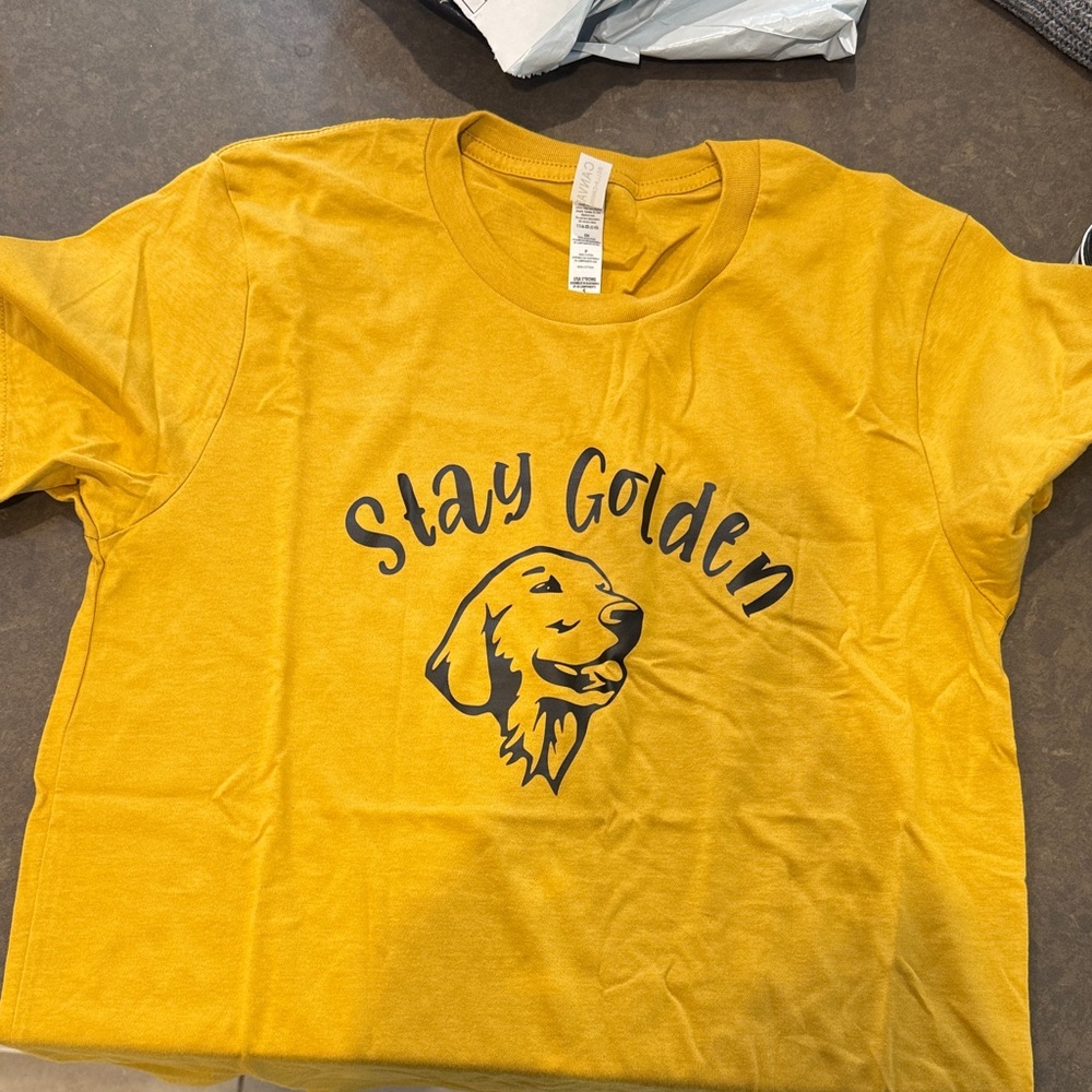 Stay Golden (dog) tshirt
